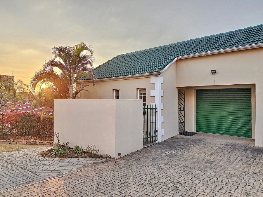 2 Bedroom Property for Sale in La Montagne Gauteng