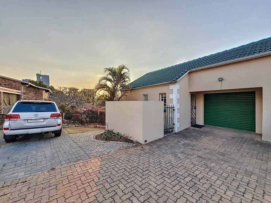 2 Bedroom Property for Sale in La Montagne Gauteng