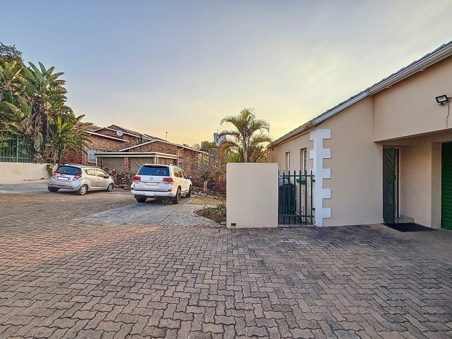 2 Bedroom Property for Sale in La Montagne Gauteng
