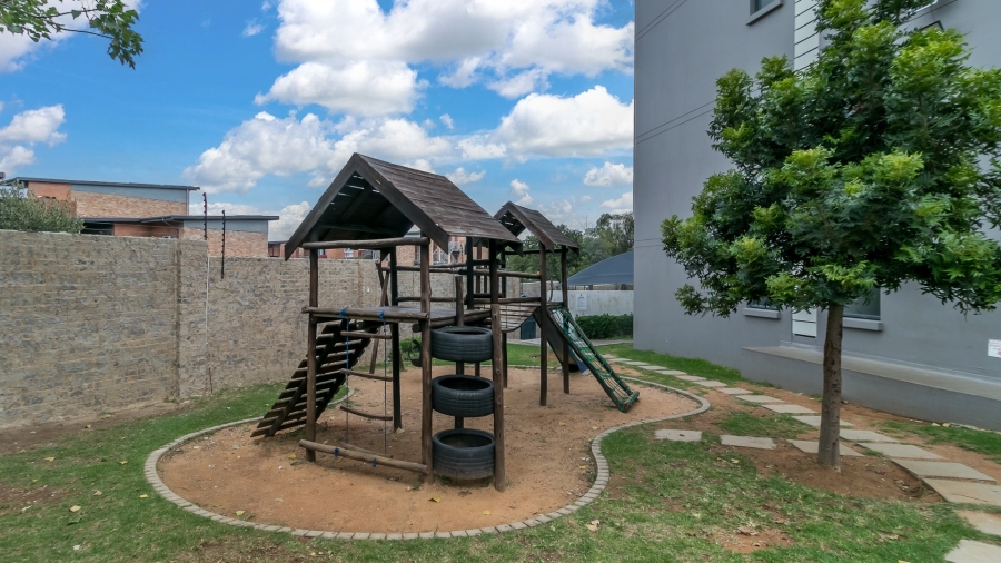 2 Bedroom Property for Sale in Halfway Gardens Gauteng