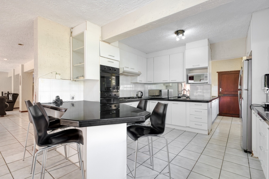 4 Bedroom Property for Sale in Douglasdale Gauteng