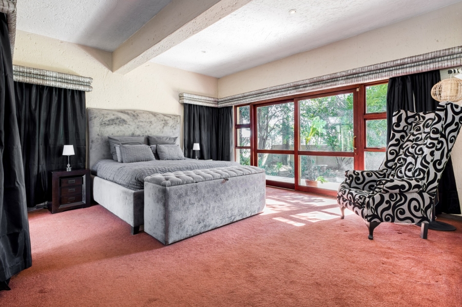 4 Bedroom Property for Sale in Douglasdale Gauteng