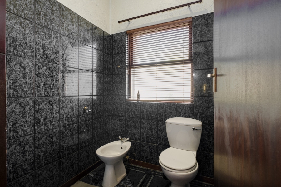 4 Bedroom Property for Sale in Douglasdale Gauteng