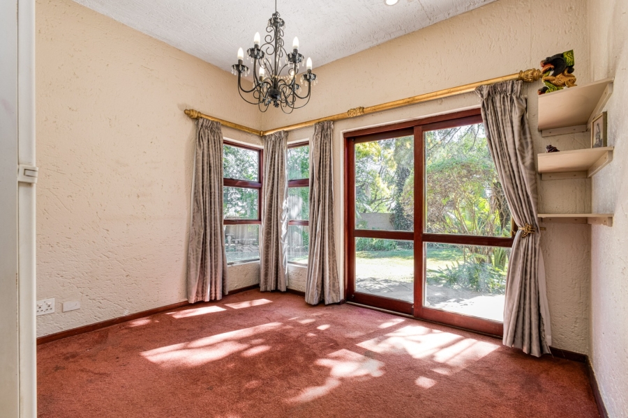 4 Bedroom Property for Sale in Douglasdale Gauteng