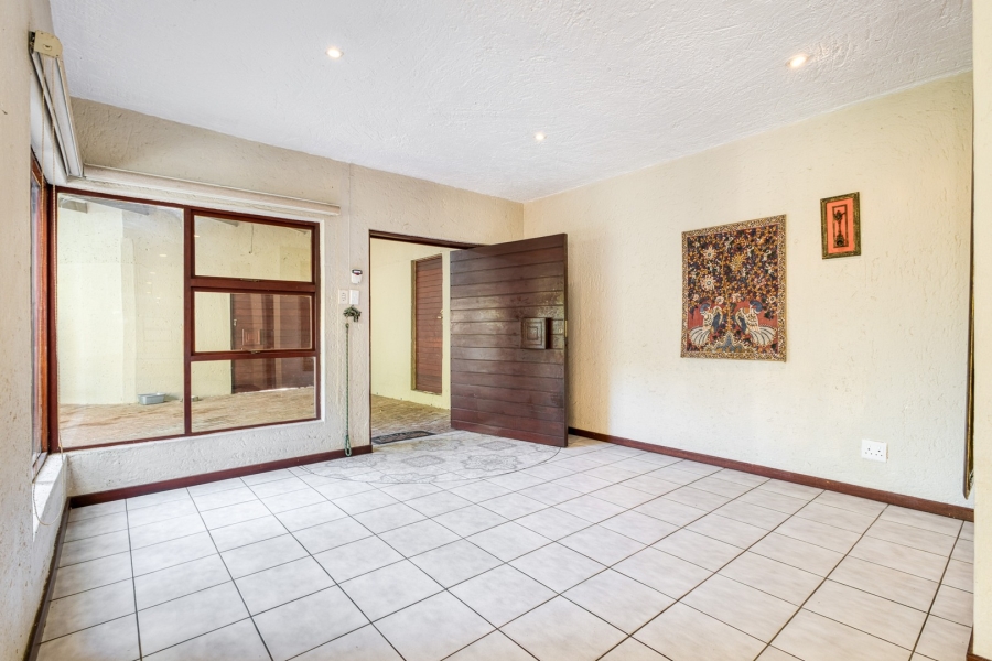 4 Bedroom Property for Sale in Douglasdale Gauteng