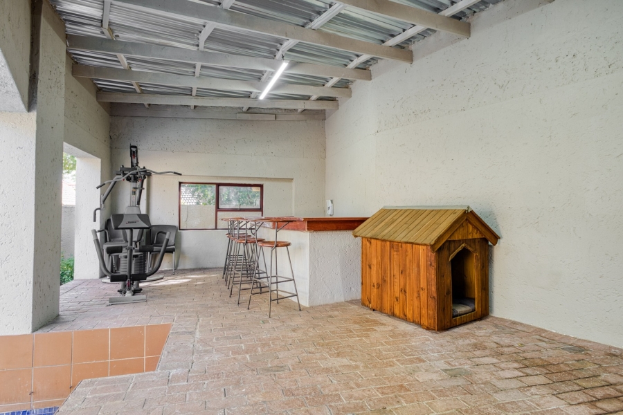 4 Bedroom Property for Sale in Douglasdale Gauteng