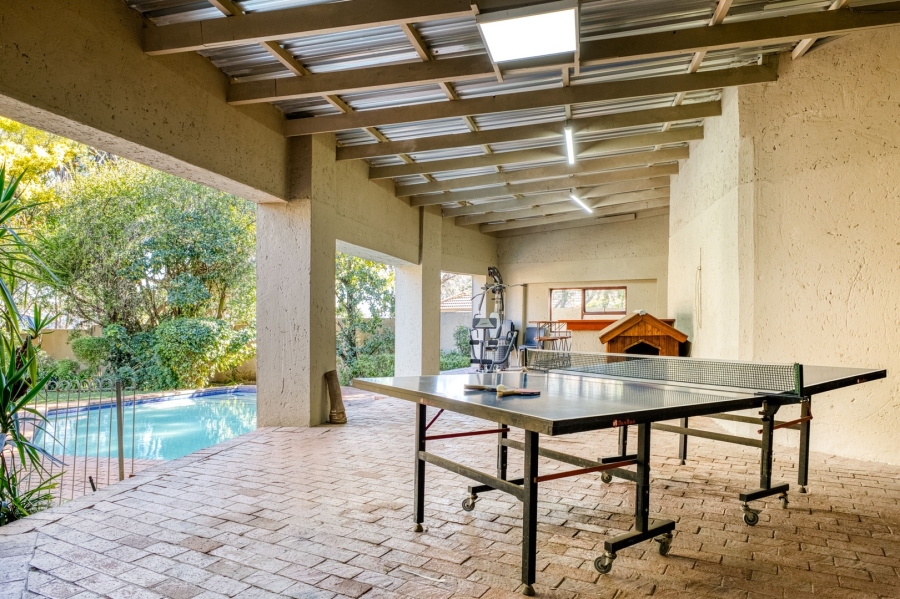 4 Bedroom Property for Sale in Douglasdale Gauteng
