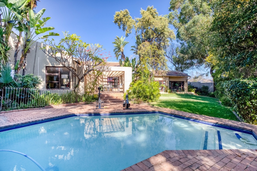 4 Bedroom Property for Sale in Douglasdale Gauteng
