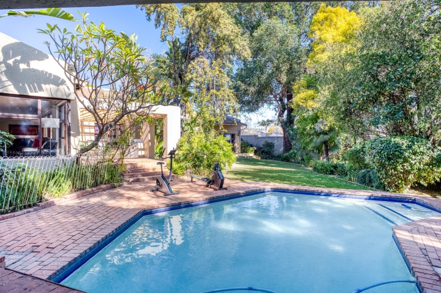 4 Bedroom Property for Sale in Douglasdale Gauteng
