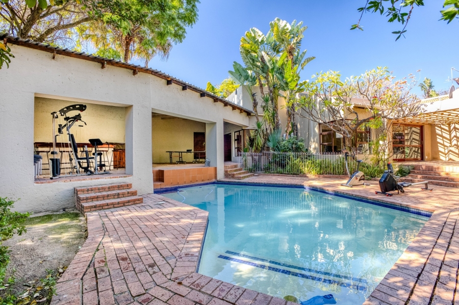 4 Bedroom Property for Sale in Douglasdale Gauteng