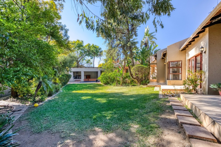 4 Bedroom Property for Sale in Douglasdale Gauteng