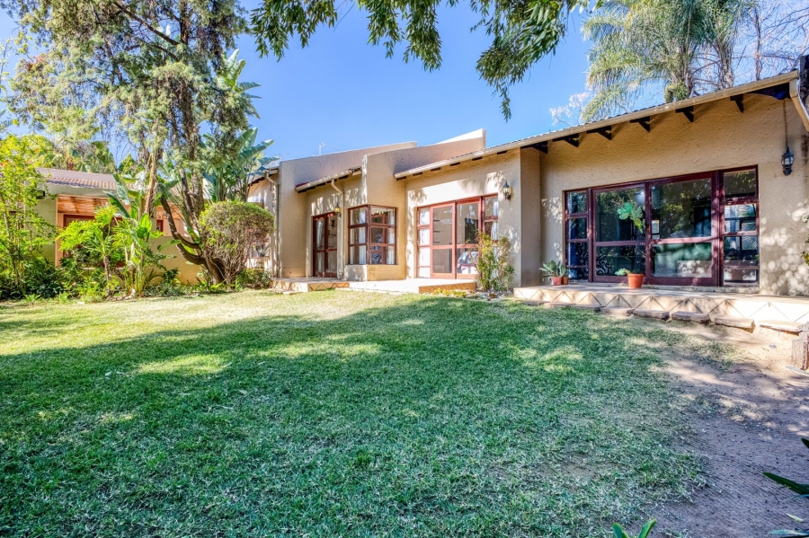 4 Bedroom Property for Sale in Douglasdale Gauteng