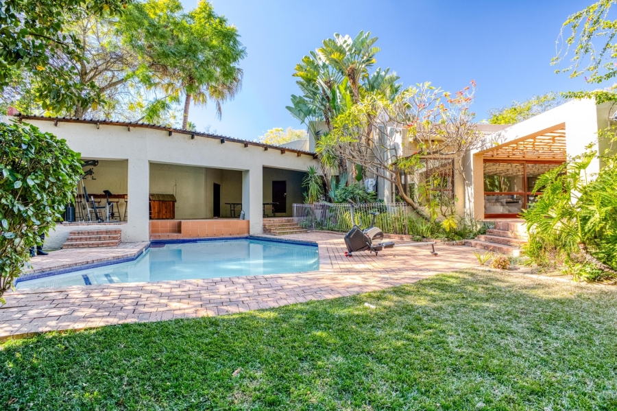 4 Bedroom Property for Sale in Douglasdale Gauteng