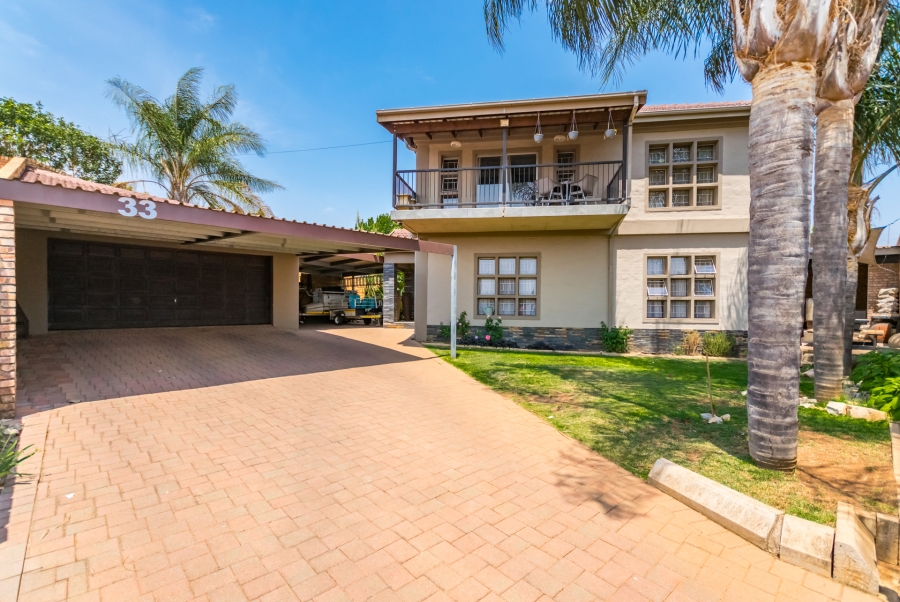 3 Bedroom Property for Sale in Thatchfield Estate Gauteng
