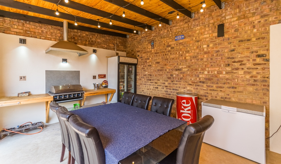 3 Bedroom Property for Sale in Thatchfield Estate Gauteng