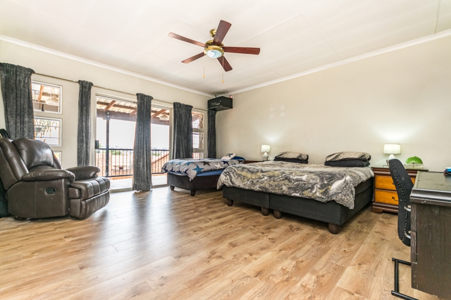 3 Bedroom Property for Sale in Thatchfield Estate Gauteng