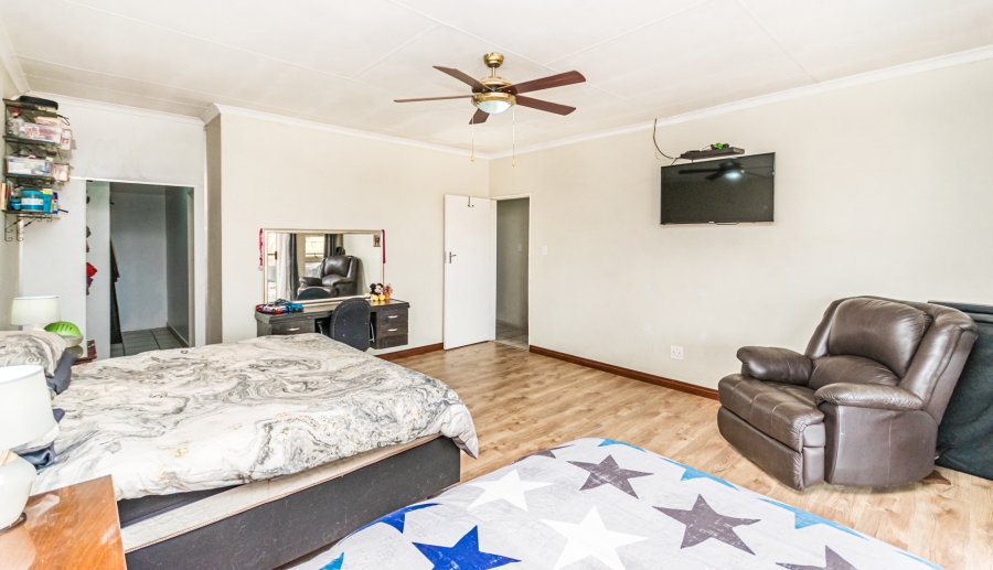 3 Bedroom Property for Sale in Thatchfield Estate Gauteng