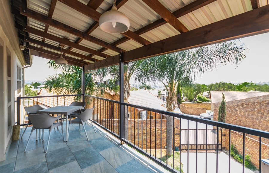 3 Bedroom Property for Sale in Thatchfield Estate Gauteng