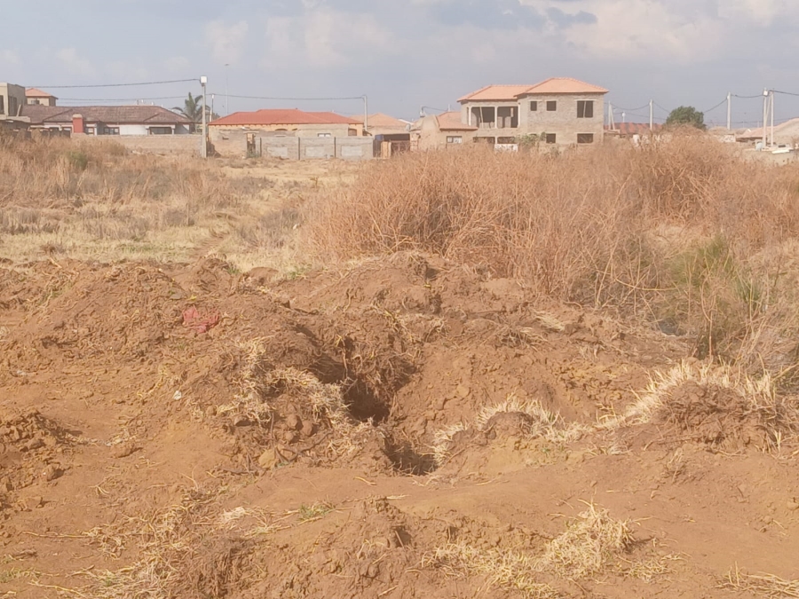 0 Bedroom Property for Sale in Mohlakeng Gauteng