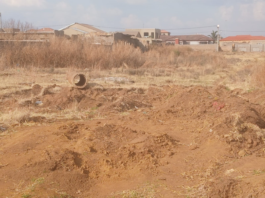 0 Bedroom Property for Sale in Mohlakeng Gauteng