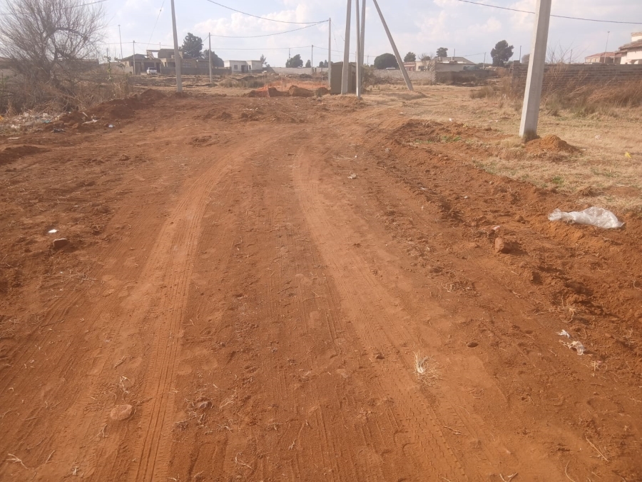 0 Bedroom Property for Sale in Mohlakeng Gauteng