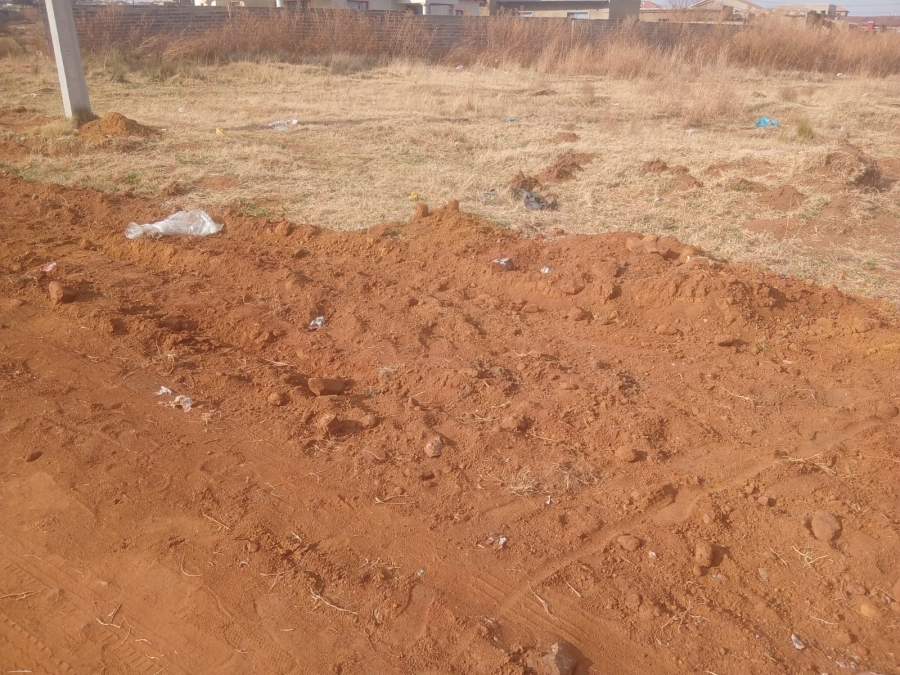 0 Bedroom Property for Sale in Mohlakeng Gauteng