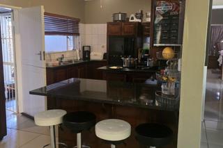 5 Bedroom Property for Sale in Sinoville Gauteng