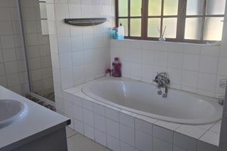 5 Bedroom Property for Sale in Sinoville Gauteng