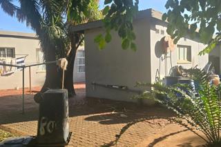 5 Bedroom Property for Sale in Sinoville Gauteng