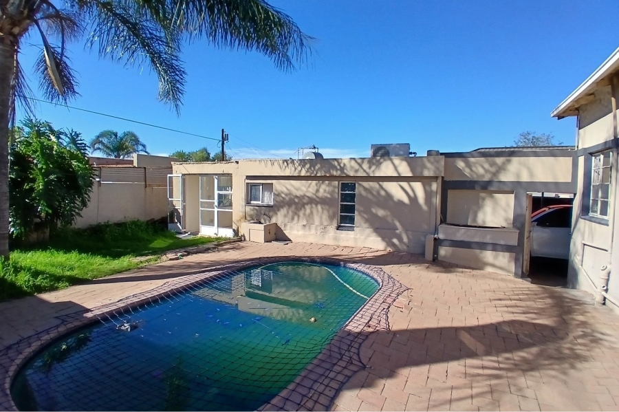 4 Bedroom Property for Sale in Northcliff Gauteng