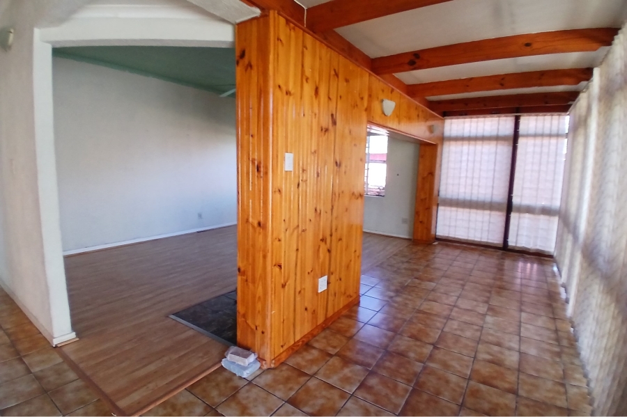 4 Bedroom Property for Sale in Northcliff Gauteng