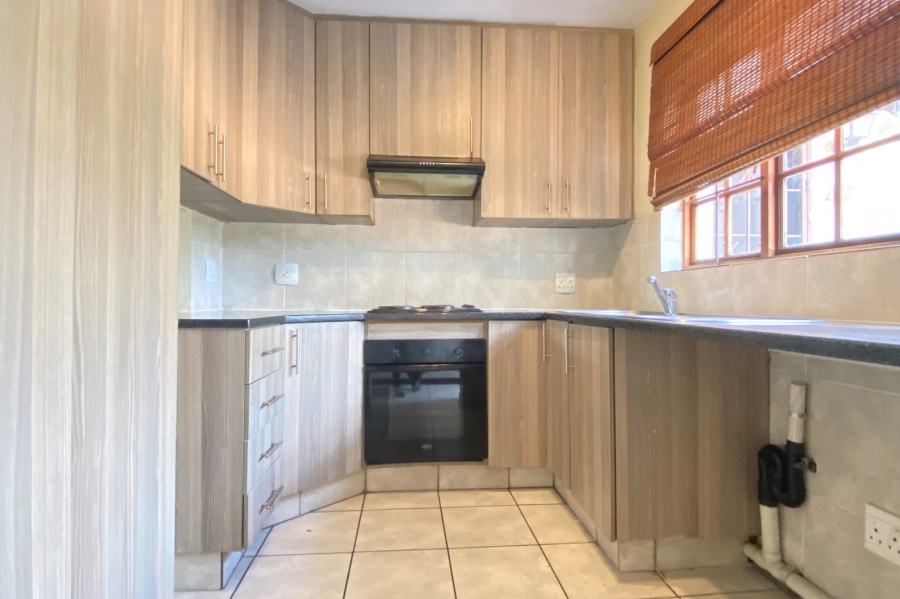 2 Bedroom Property for Sale in Morningside Hills Gauteng