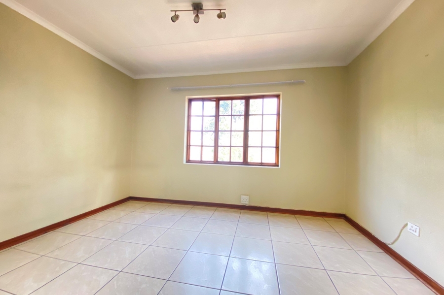 2 Bedroom Property for Sale in Morningside Hills Gauteng