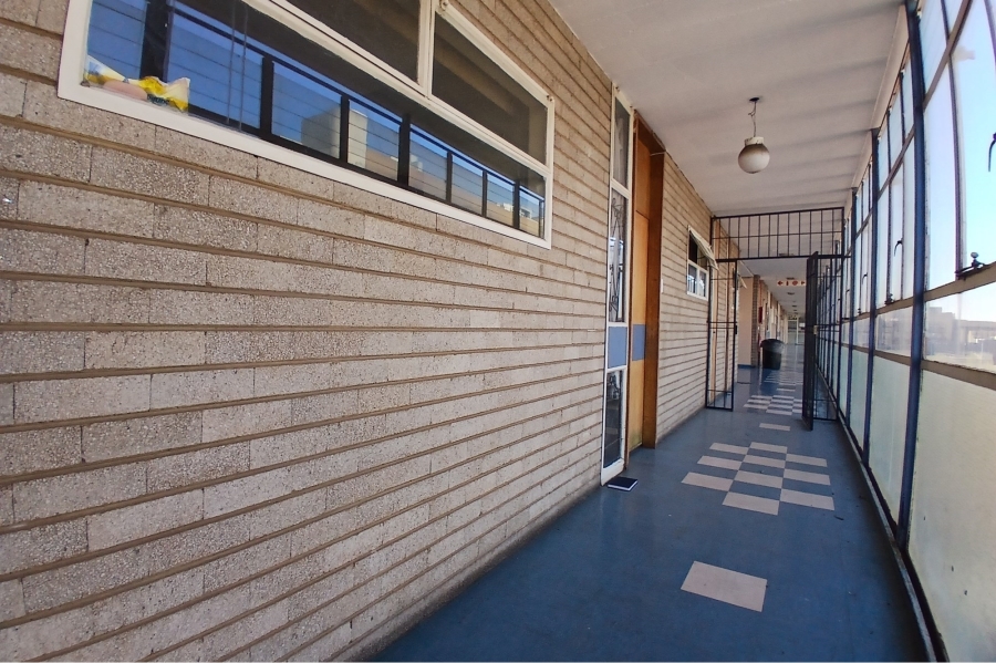2 Bedroom Property for Sale in Braamfontein Gauteng