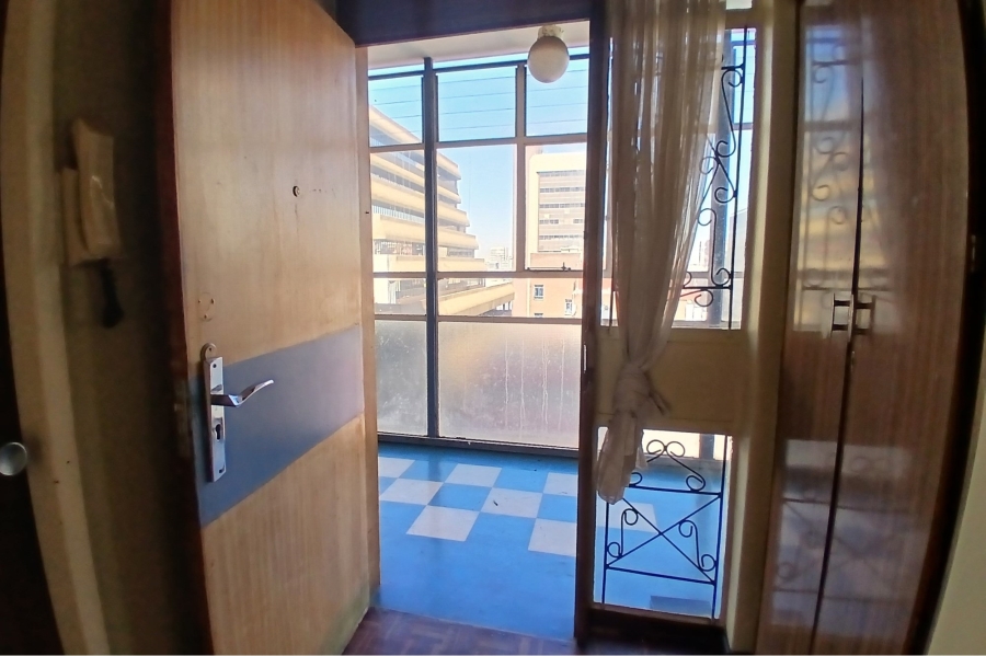 2 Bedroom Property for Sale in Braamfontein Gauteng