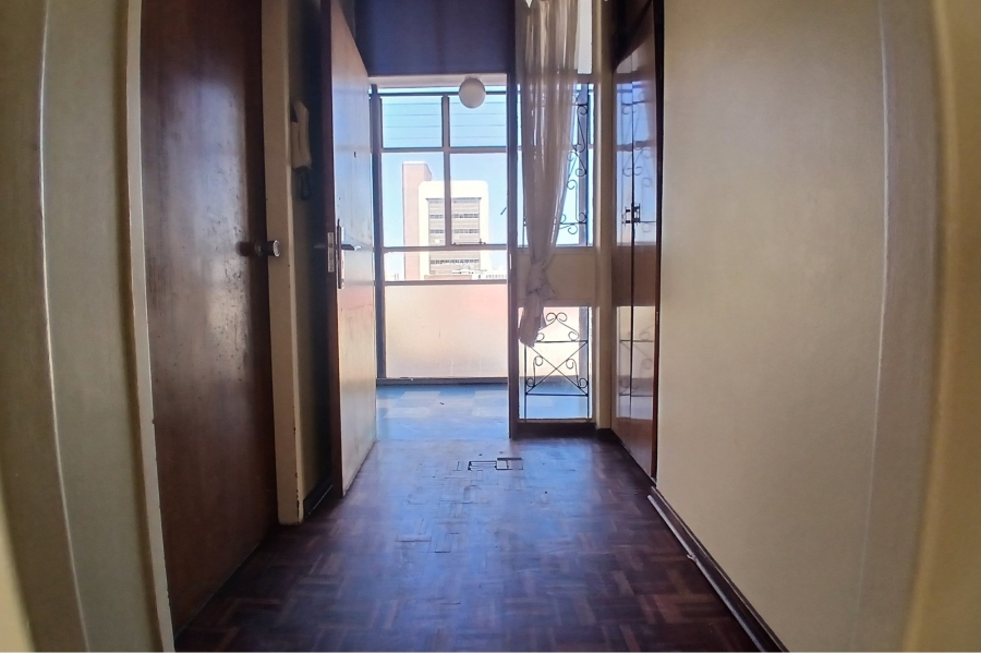 2 Bedroom Property for Sale in Braamfontein Gauteng