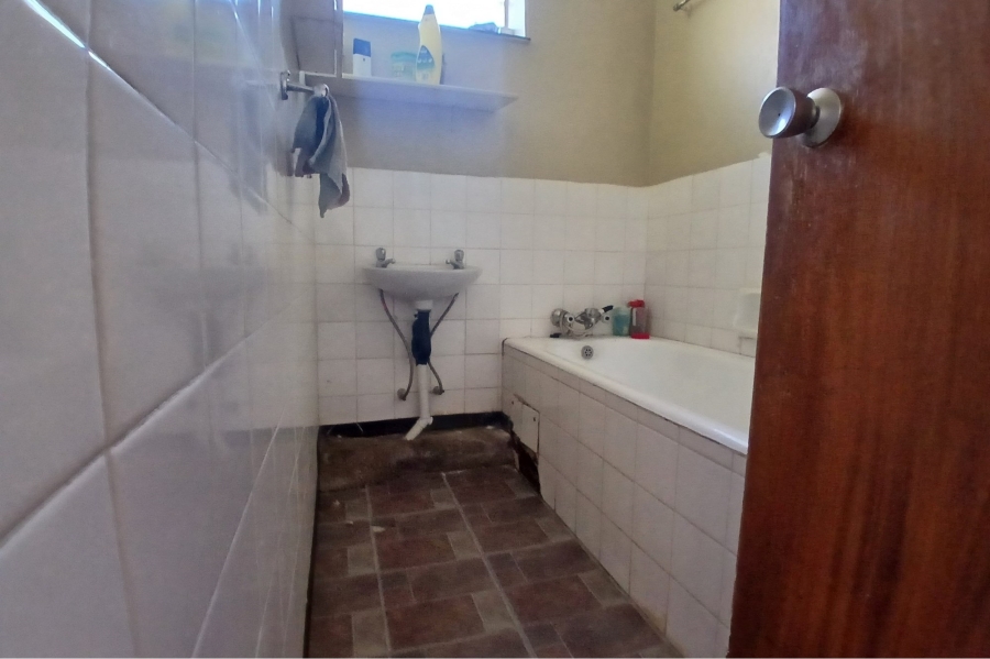 2 Bedroom Property for Sale in Braamfontein Gauteng