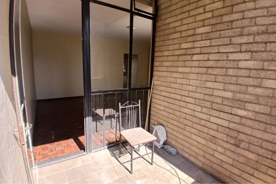 2 Bedroom Property for Sale in Braamfontein Gauteng