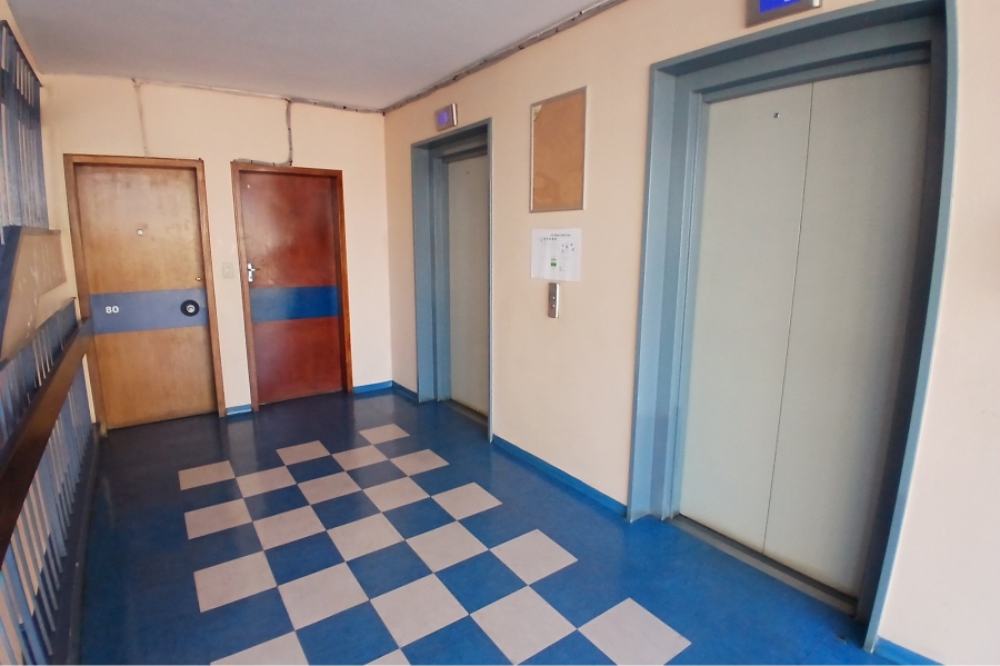 2 Bedroom Property for Sale in Braamfontein Gauteng