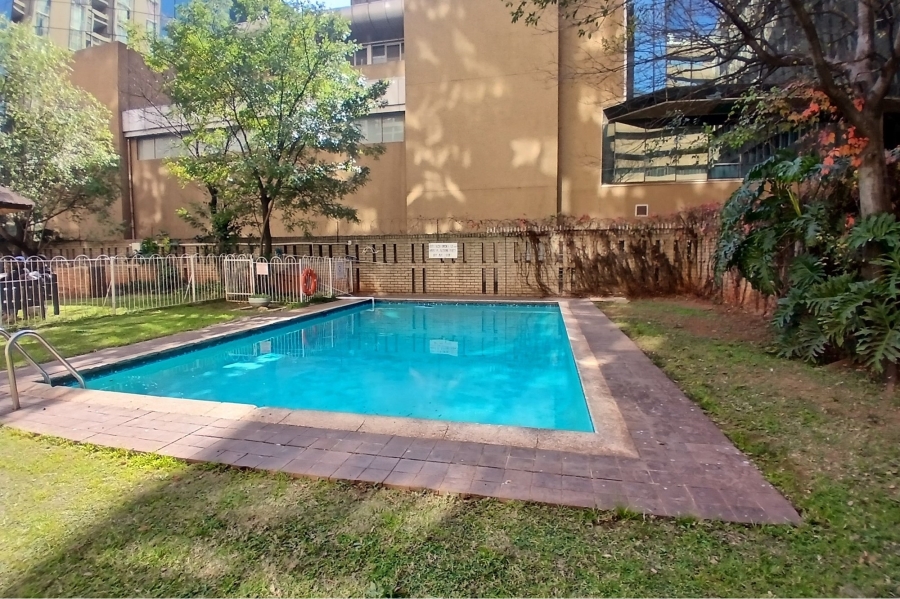 2 Bedroom Property for Sale in Braamfontein Gauteng