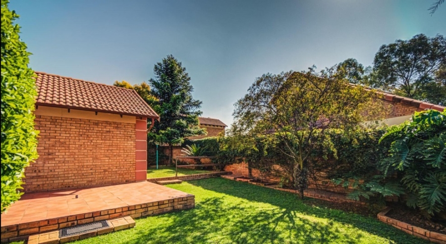4 Bedroom Property for Sale in Eden Glen Gauteng