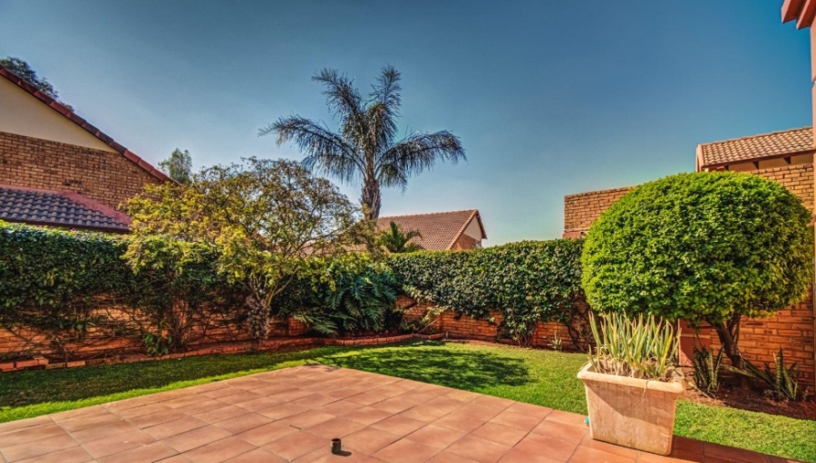 4 Bedroom Property for Sale in Eden Glen Gauteng