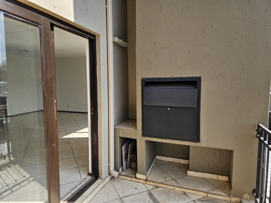 2 Bedroom Property for Sale in Homes Haven Gauteng