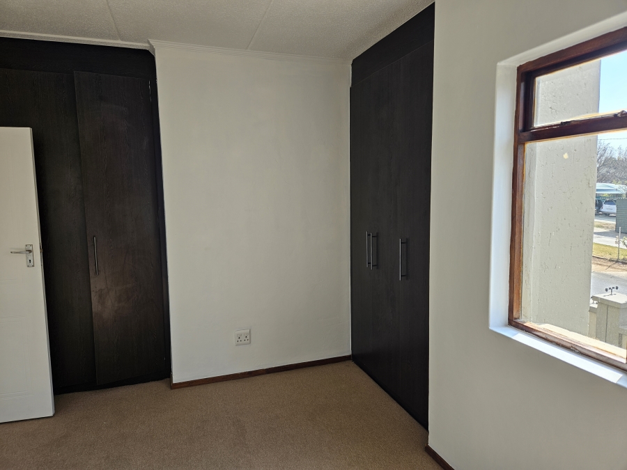 2 Bedroom Property for Sale in Homes Haven Gauteng