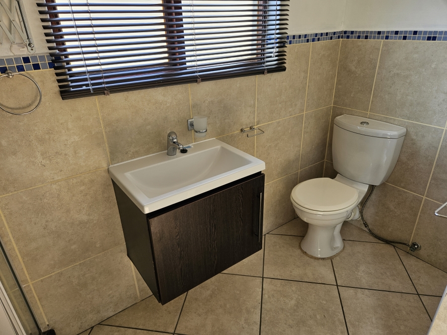 2 Bedroom Property for Sale in Homes Haven Gauteng