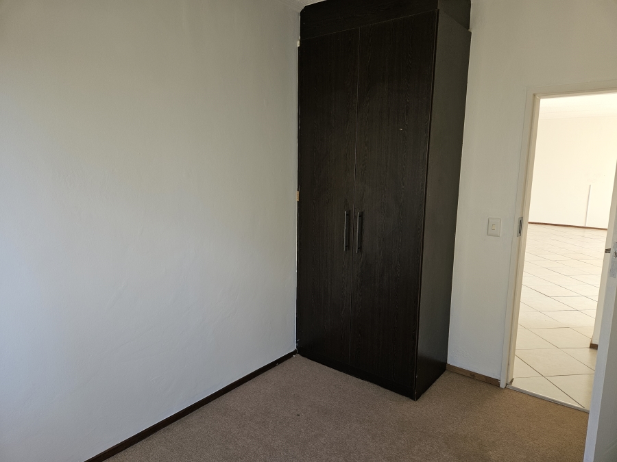 2 Bedroom Property for Sale in Homes Haven Gauteng