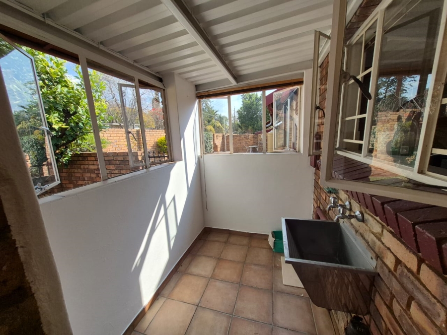 To Let 3 Bedroom Property for Rent in Weavind Park Gauteng
