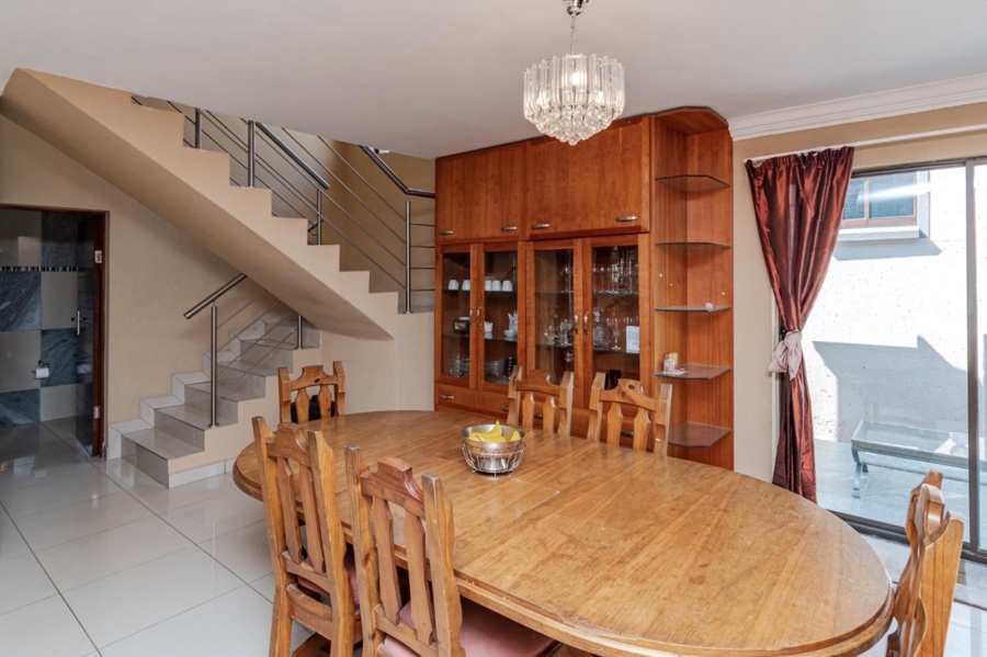 To Let 5 Bedroom Property for Rent in Sagewood Gauteng