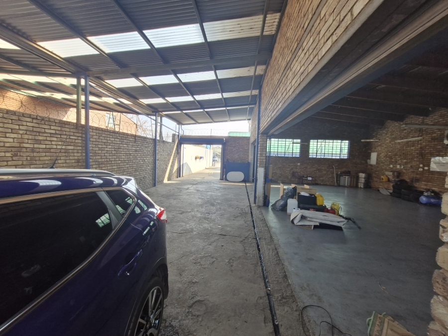 To Let commercial Property for Rent in Lyttelton Manor Gauteng
