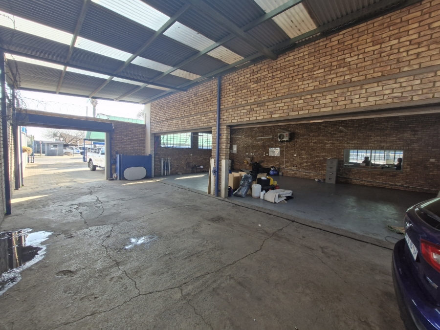 To Let commercial Property for Rent in Lyttelton Manor Gauteng
